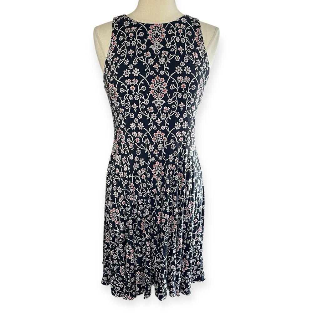 LOFT Black & White Floral Fit & Flare Sleeveless Mini Dress, Small